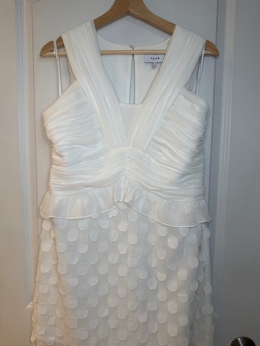 Reiss Georgia white mini dress, v neck, sleeveless, size 10,